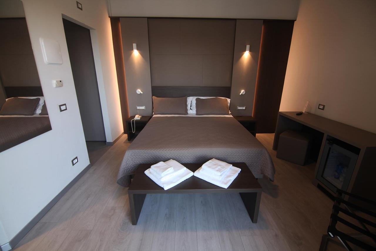 Hotel Santin Pordenone Exterior foto