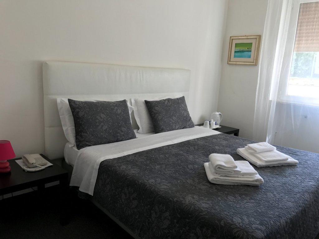 Hotel Santin Pordenone Exterior foto